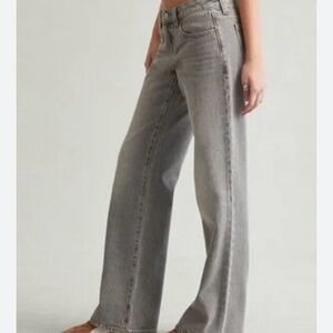 Good American Relaxed Wide Leg Jeans in Gray